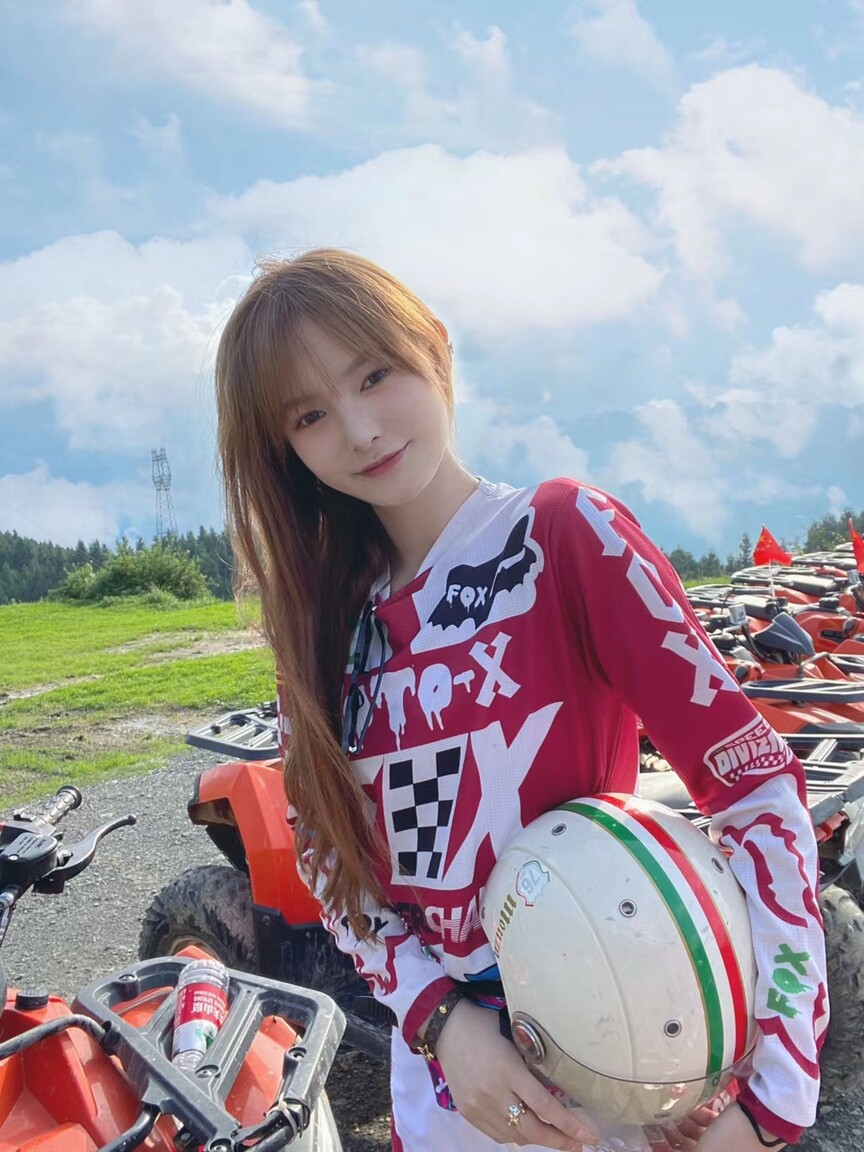 yangwen international dating brussels