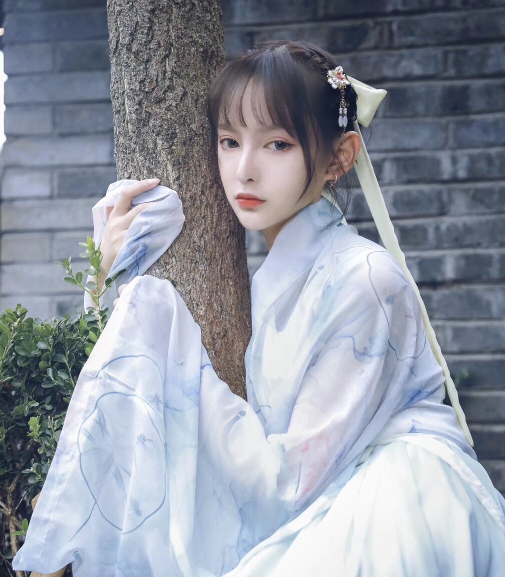 yangwen international dating brussels