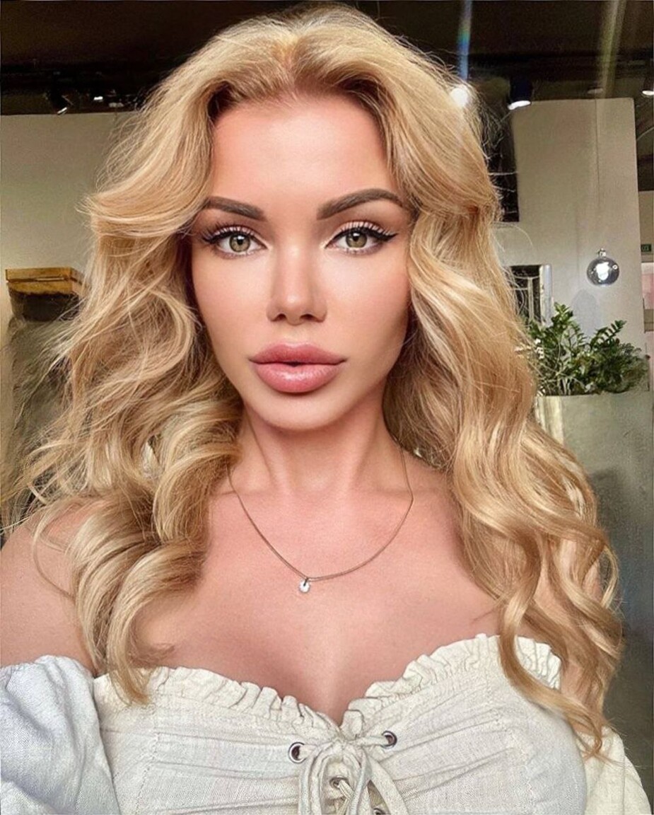 Julia international dating over 40