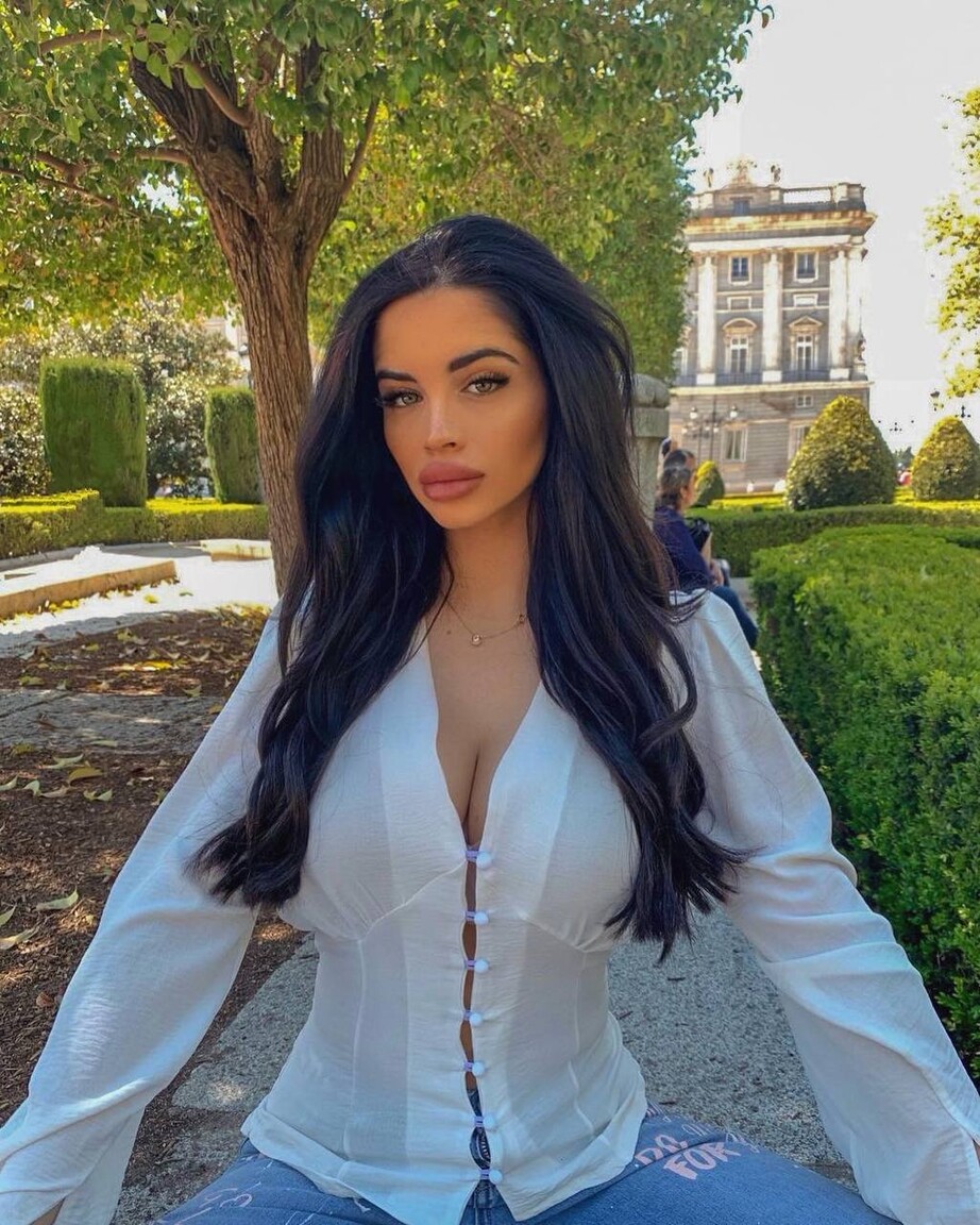 Paula international dating page