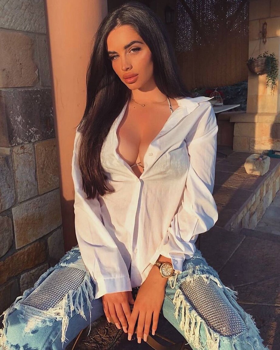 Paula international dating page