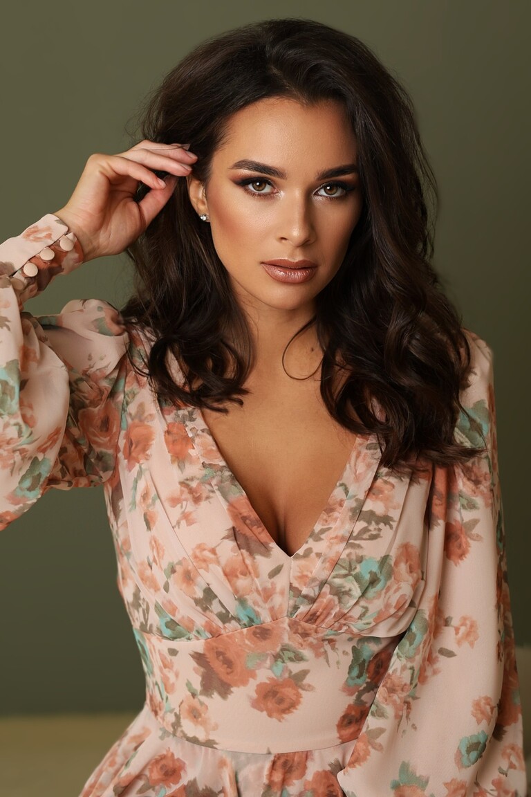 Tatiana international dating page