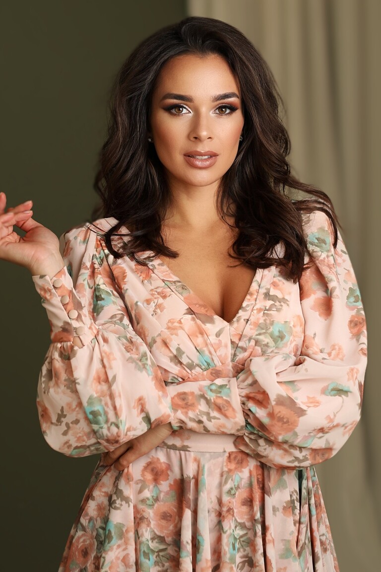 Tatiana international dating page