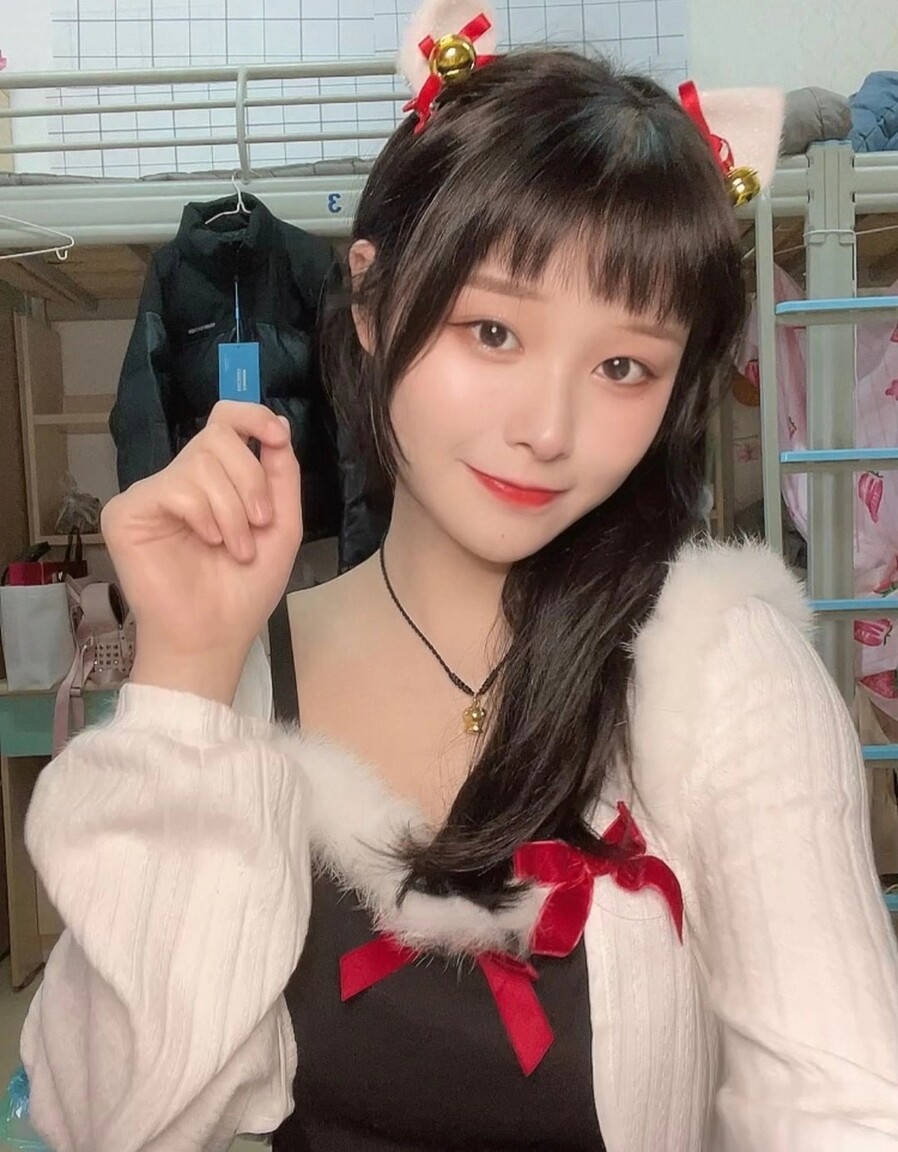 CAOSIWEN international dating poland