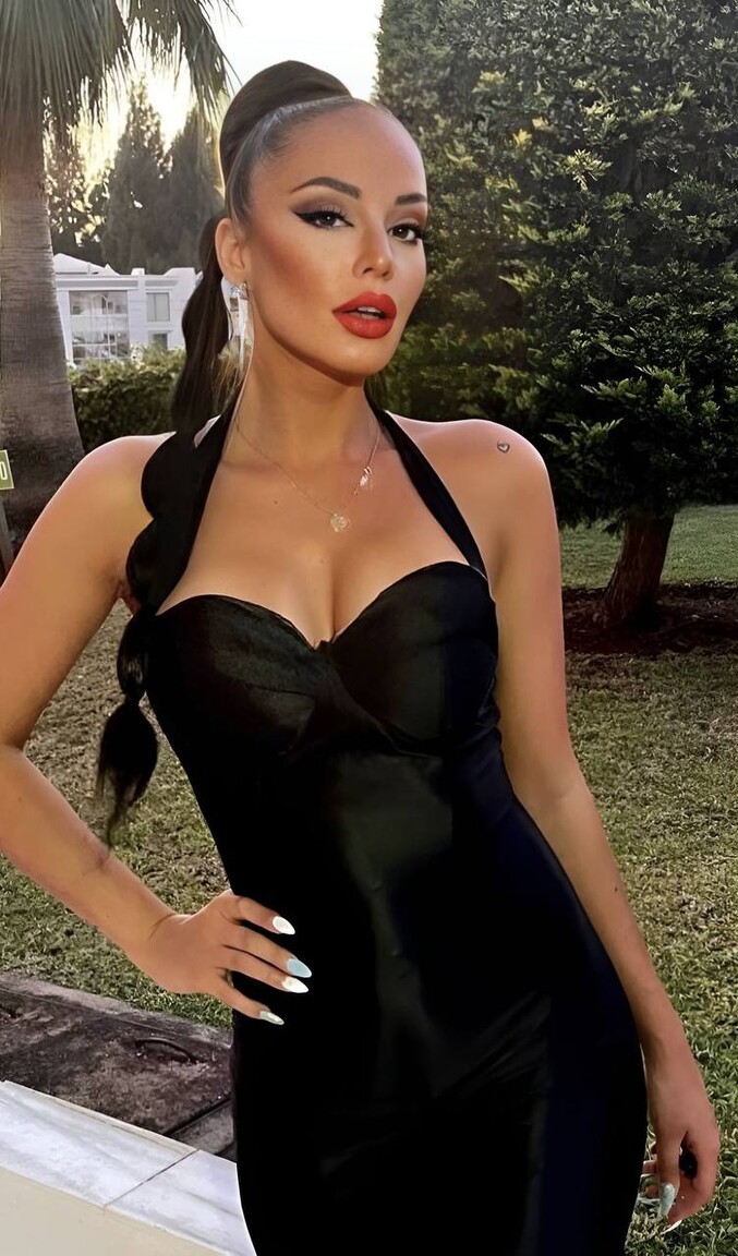 Sandra international dating sign up