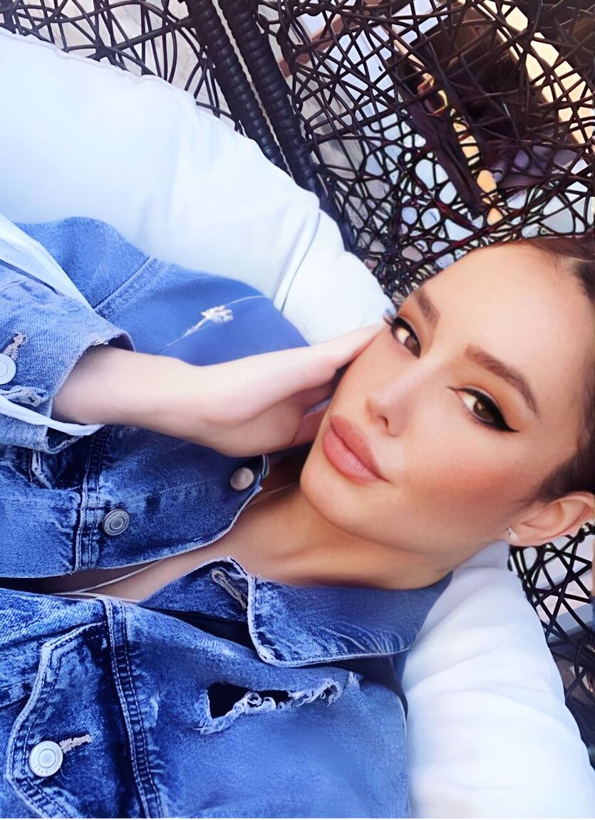 Sandra international dating sign up