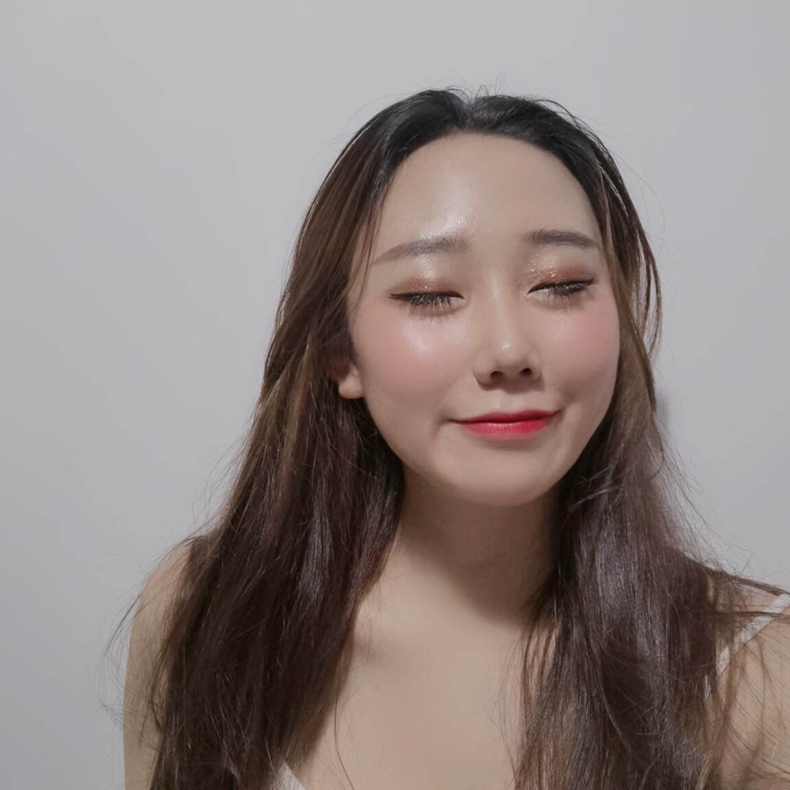 huangxiaoying international dating ukraine