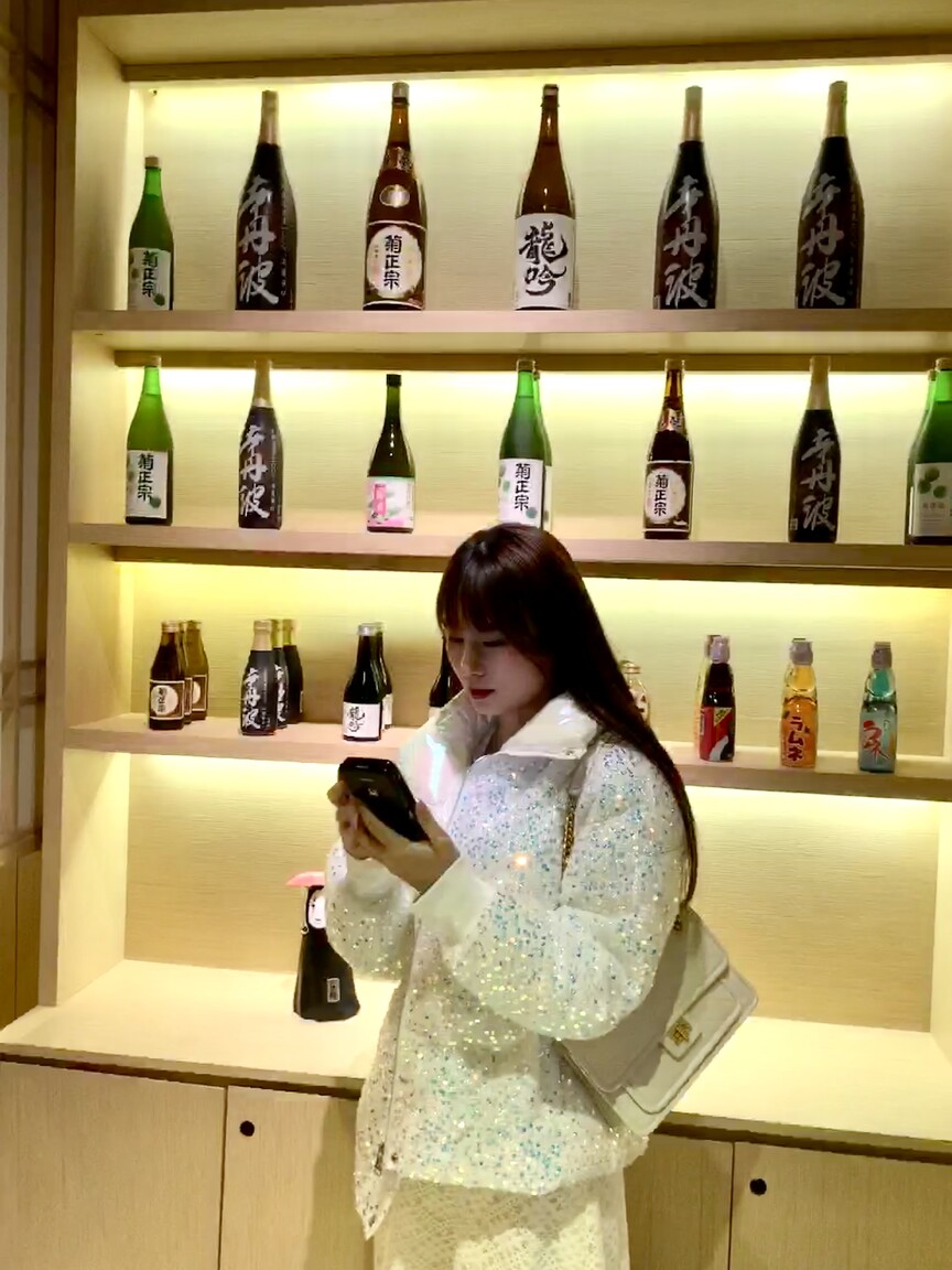 chensisi international dating vienna