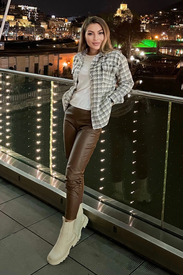 Anna latin brides dating