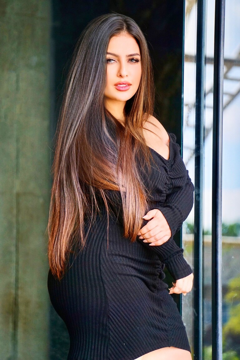 Eyerlin victoria brides dating site reviews