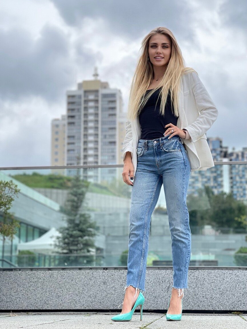 Aleksandra asian dating bride