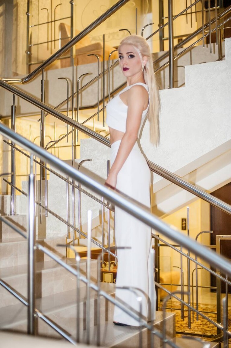 Yuliia bride date movie