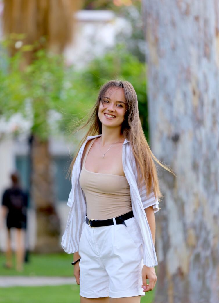 Vasylyna brides bay dating ladies online