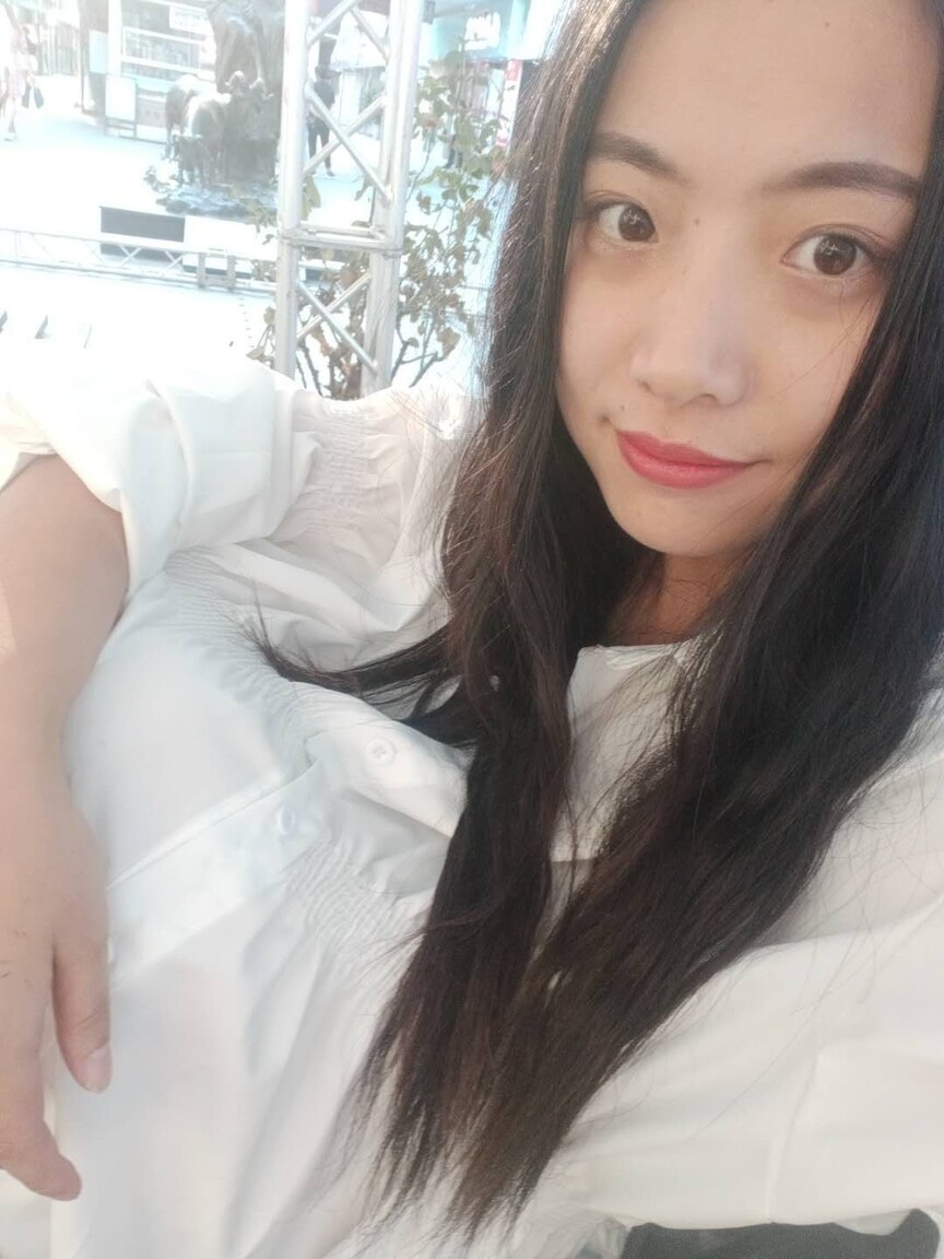 wangxiaowan dating with international student