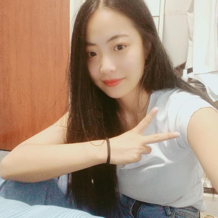 wangxiaowan dating with international student