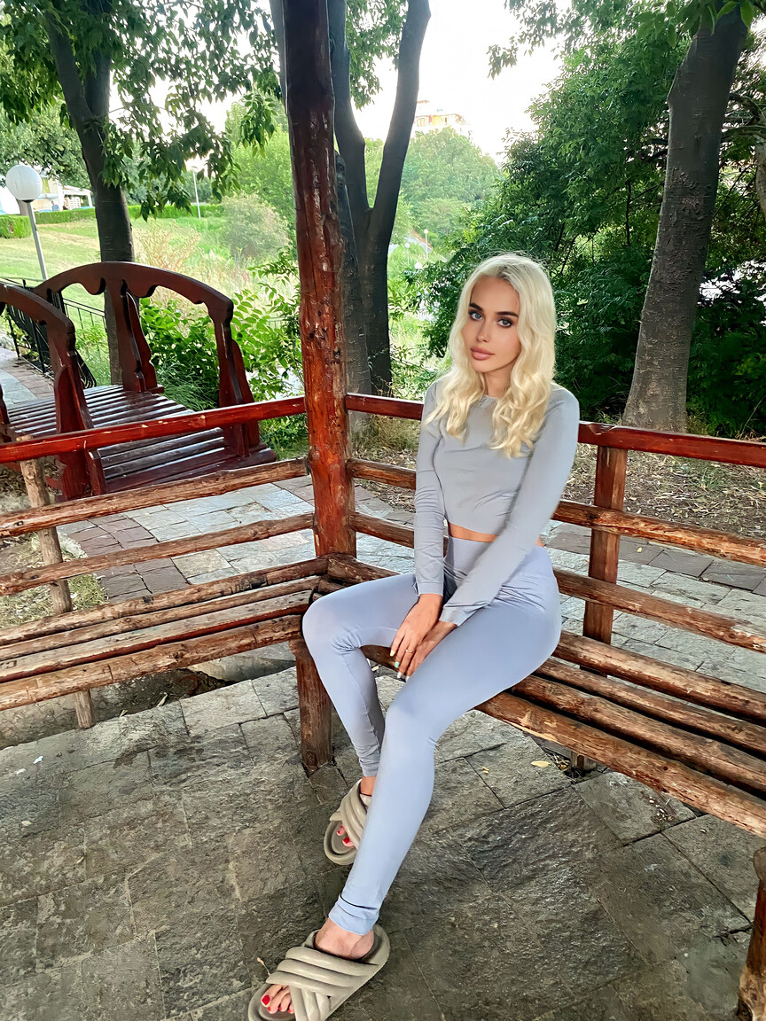 Karina find bride com dating reviews