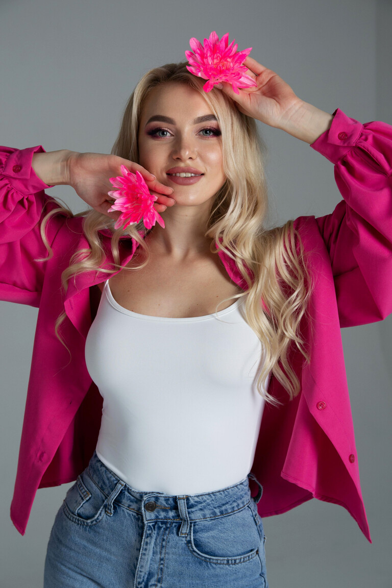 Yana international dating for seniors