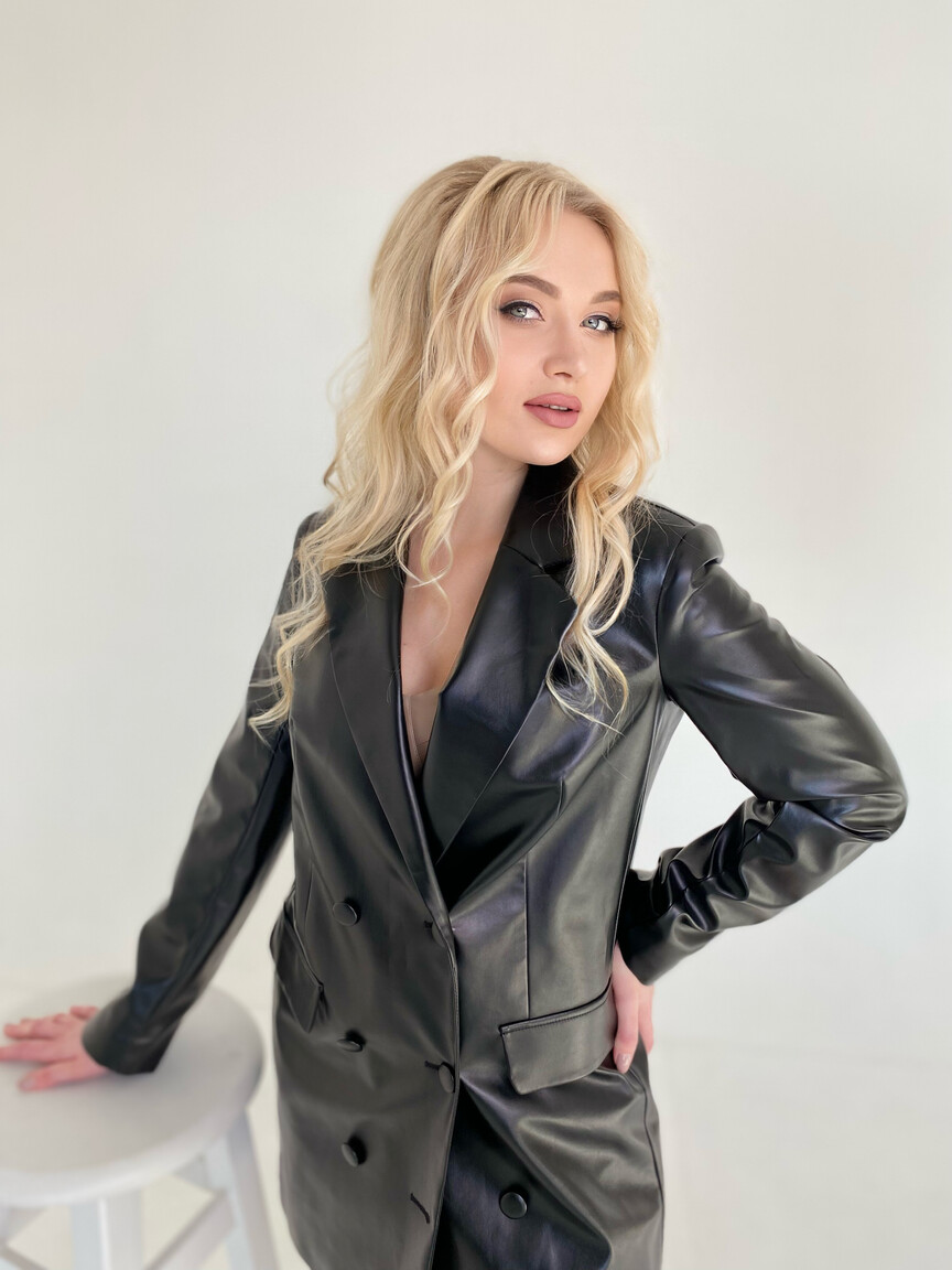 Yana international dating for seniors