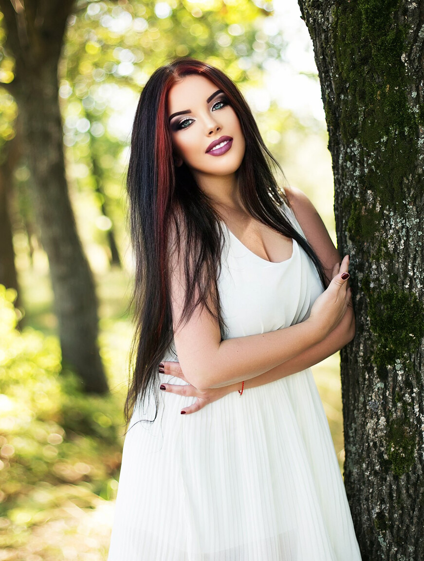 Julia international dating page