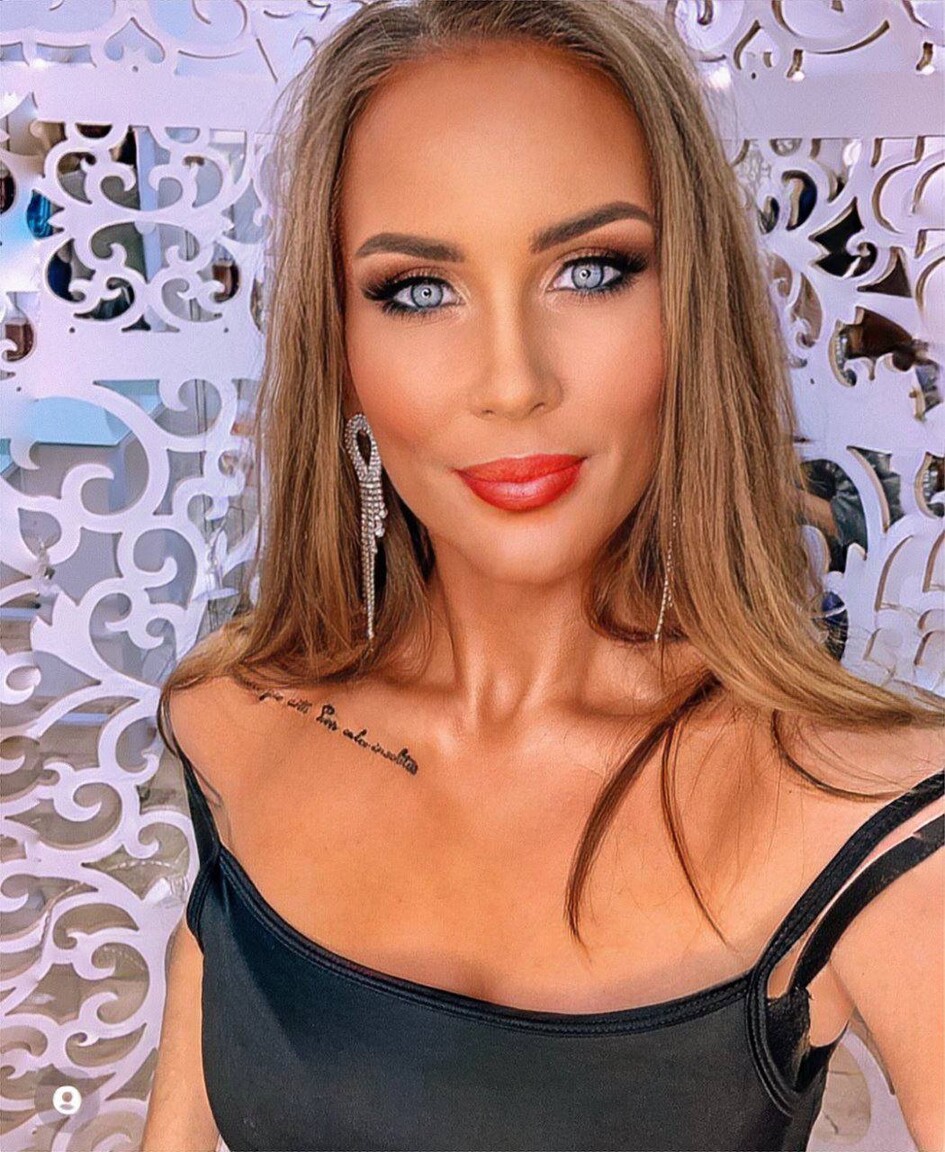 Victoria international dating page