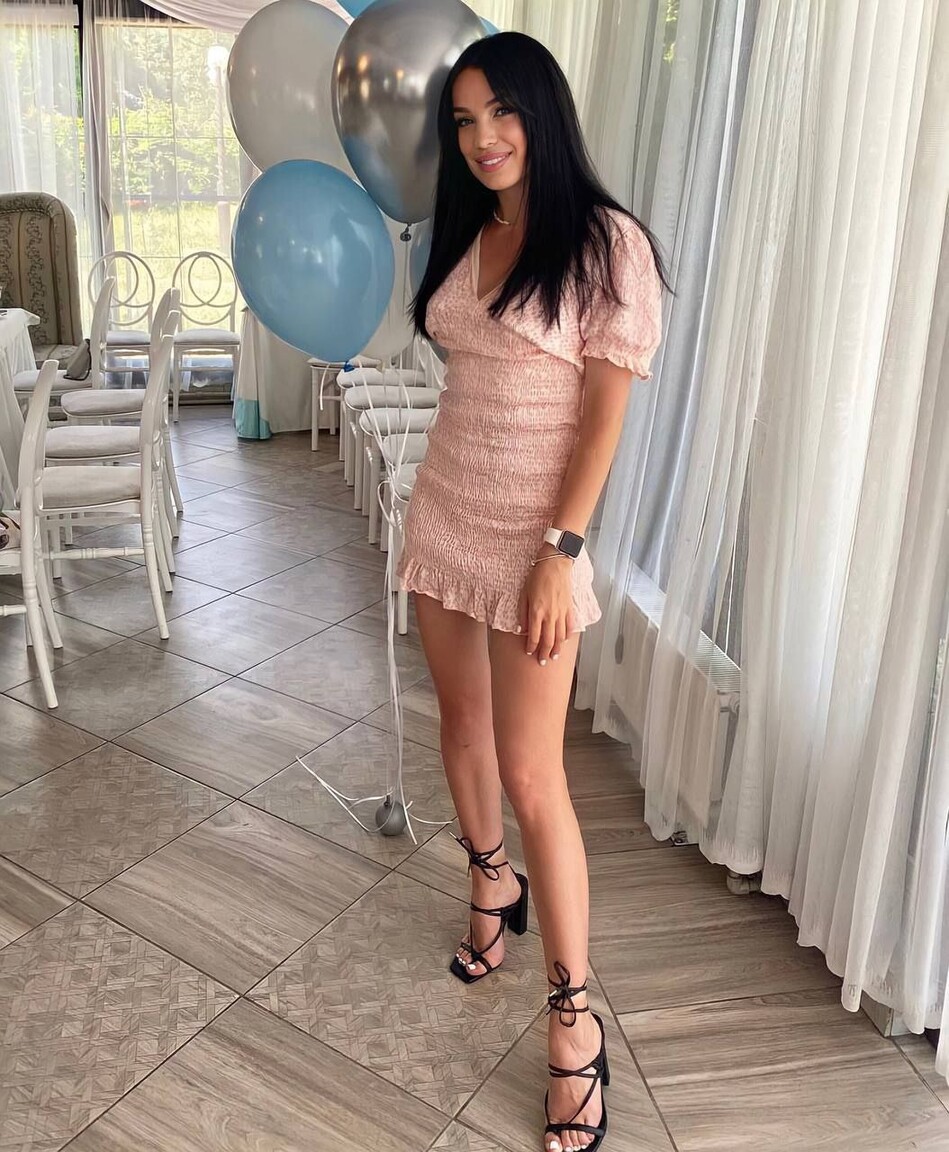 Daria international dating paris