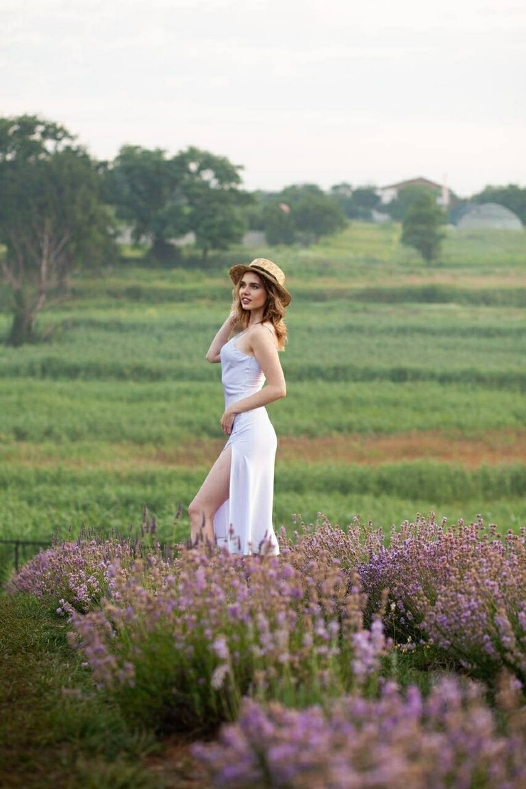 Elena international dating paris