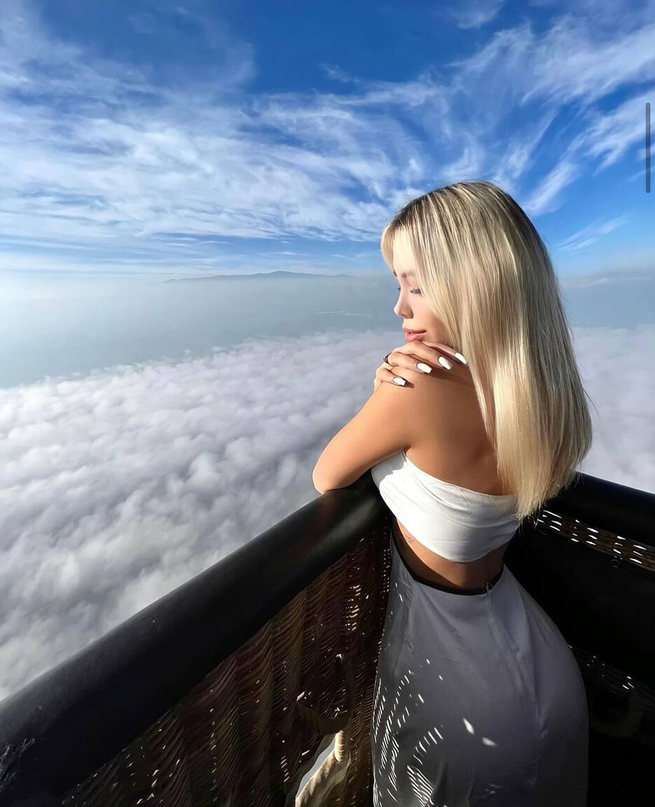 Melissa  international dating profile