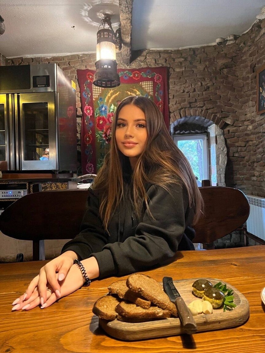 Anna ussr brides dating