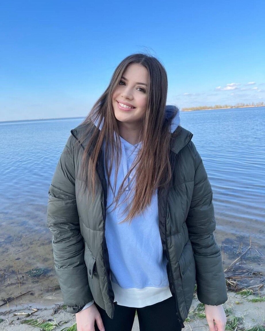 Anna ussr brides dating