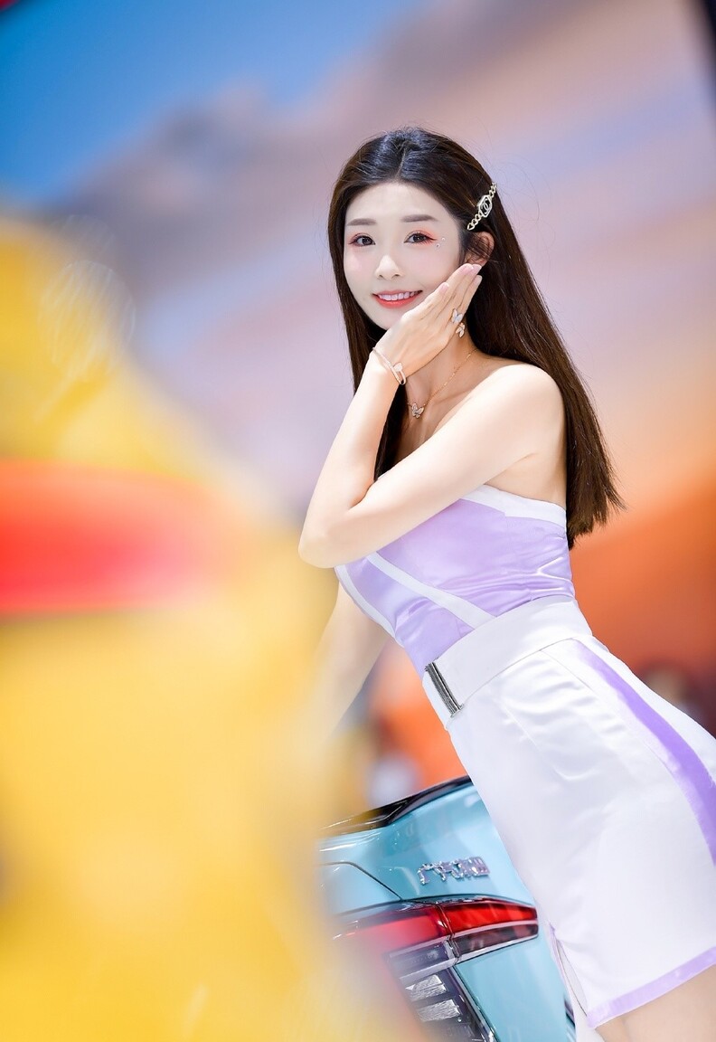 Qiujiaxuan25 brides bay dating