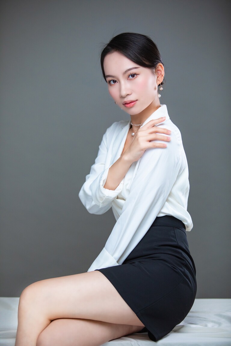 Deng Fei Jun brides bay dating ladies online