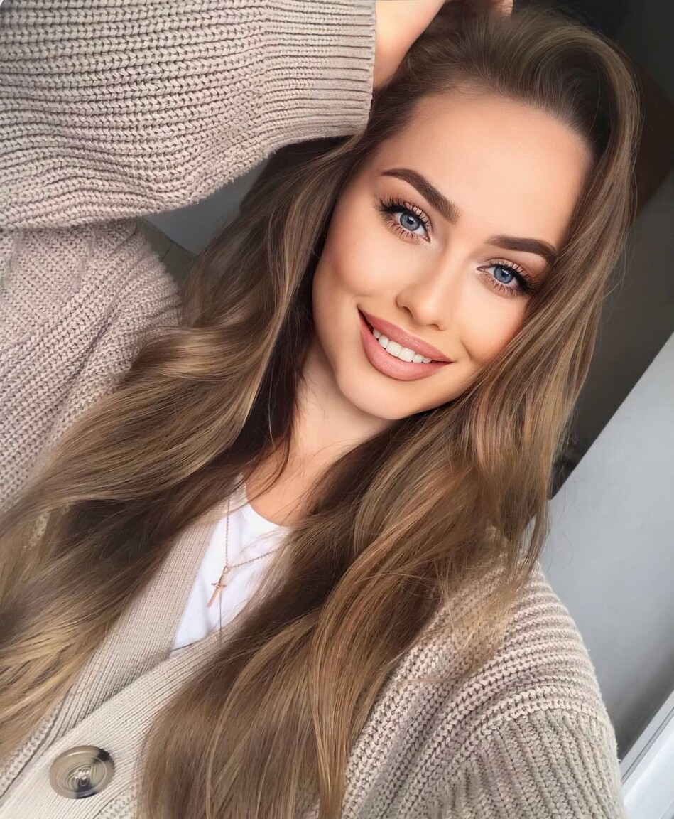 Mariana dating internationally