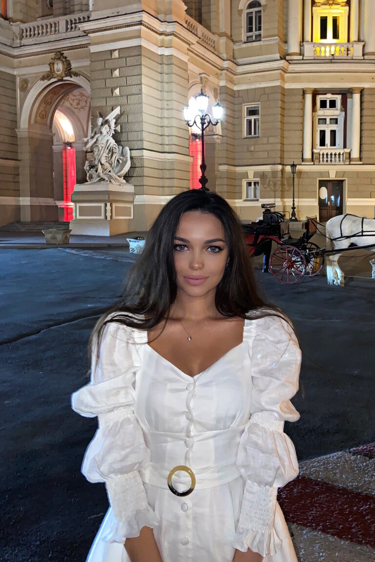 Kate dating international online