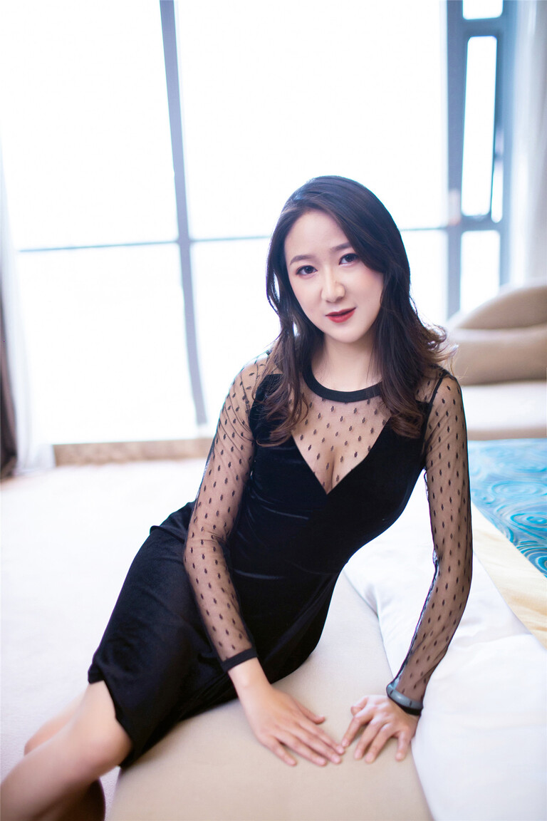Li Yang Yang  dating with international student