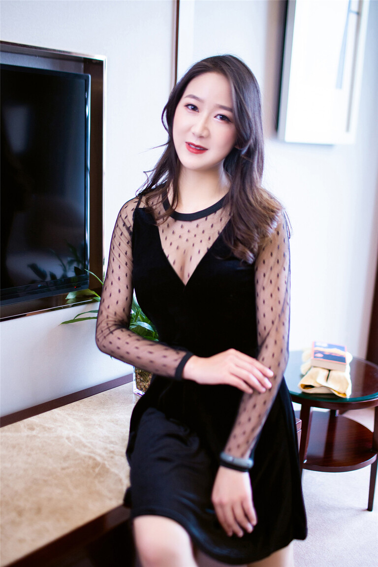 Li Yang Yang  dating with international student