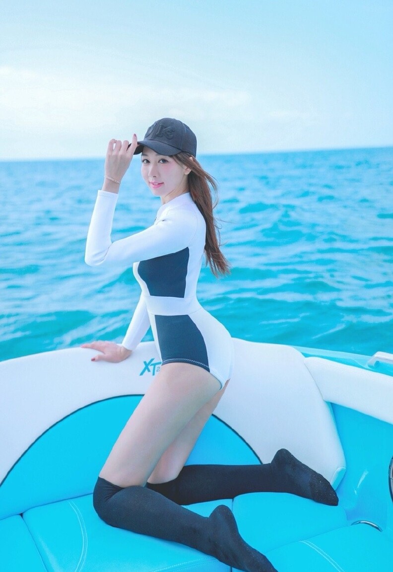 Luyanling26 international date line