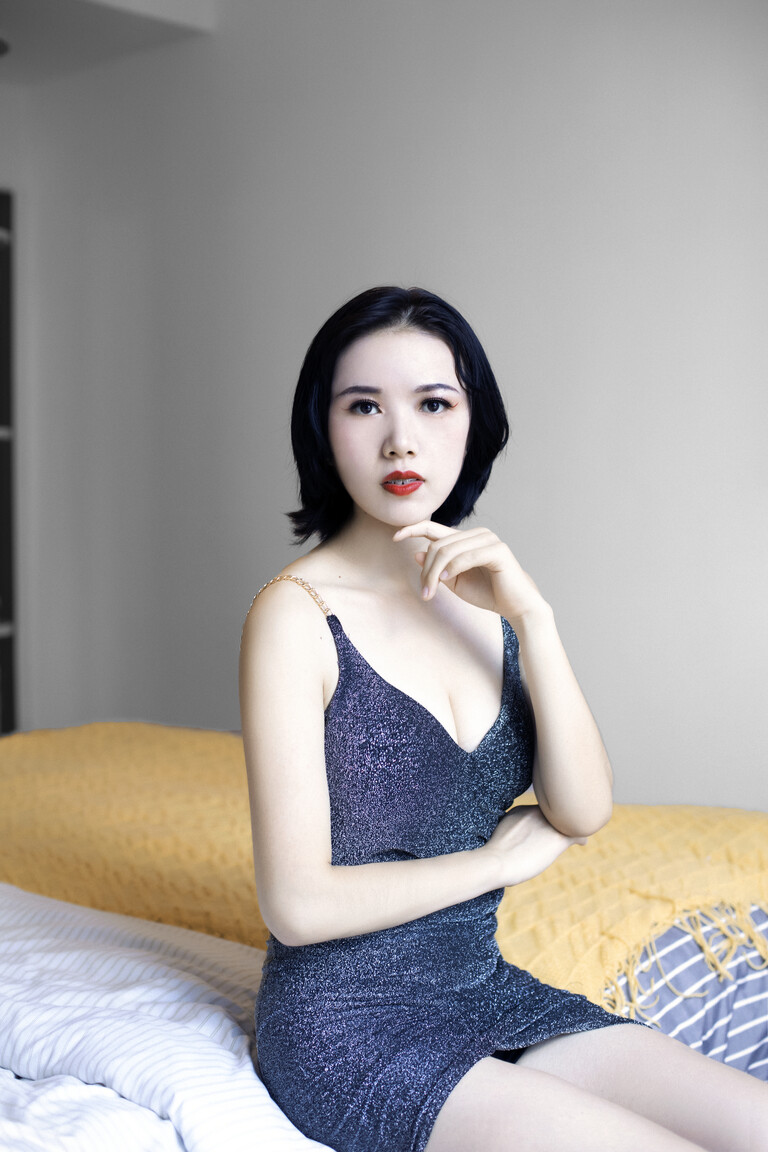 Zhang Qiong Qiong international dating in germany