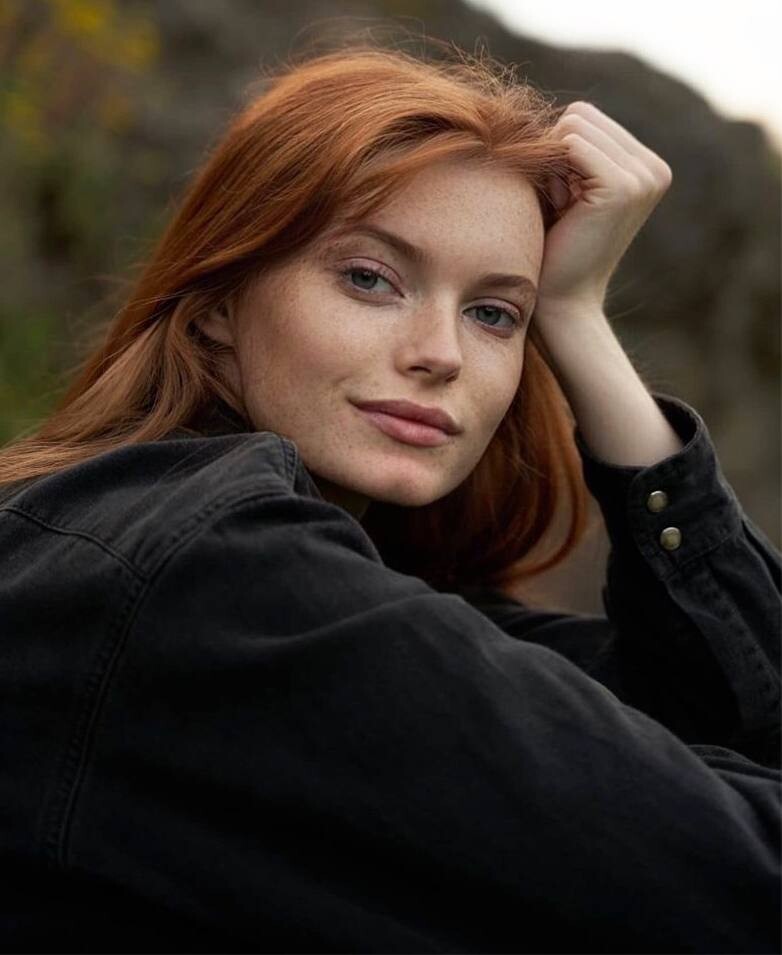 Ira international dating paris