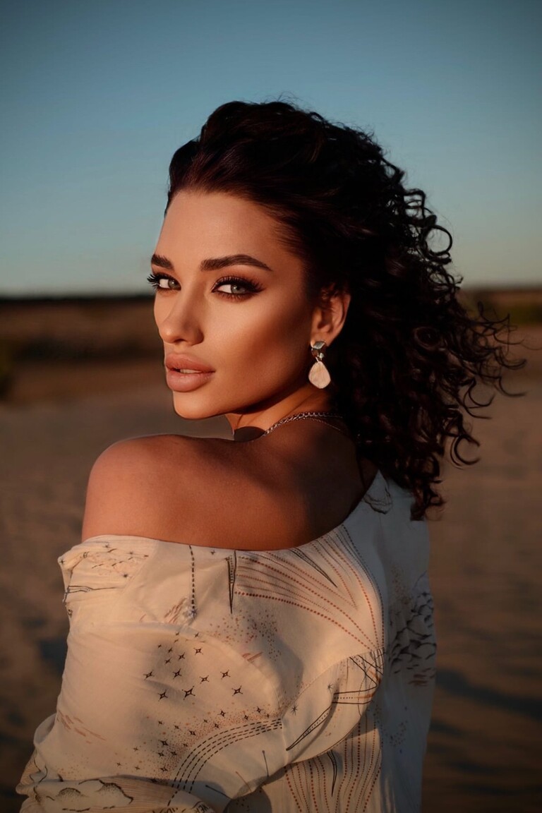 Anastasia international dating reality show