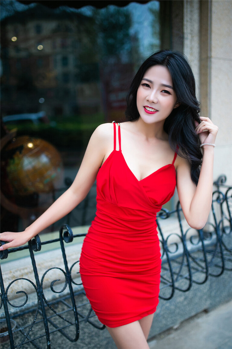 Li Ruo Nan international dating sites over 50