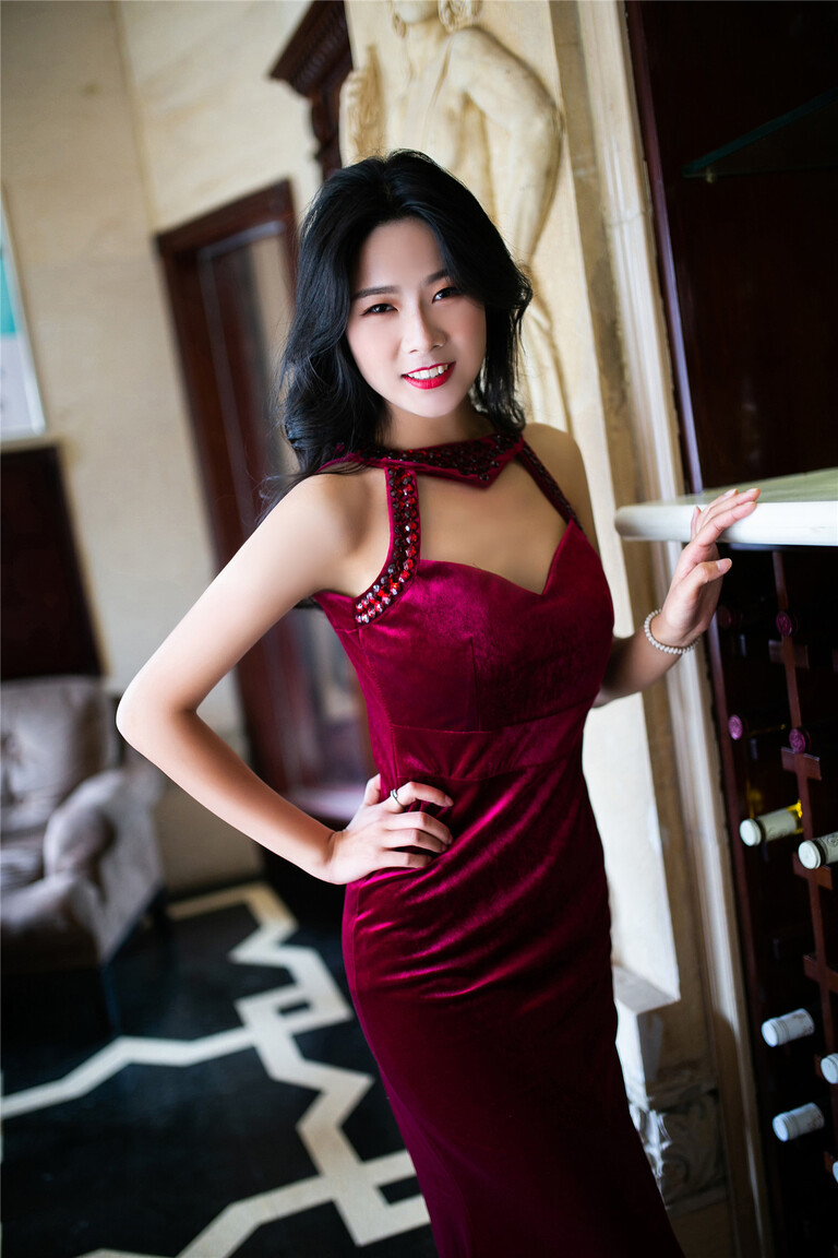 Li Ruo Nan international dating sites over 50