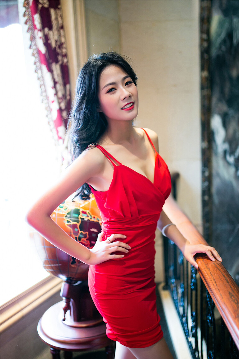 Li Ruo Nan international dating sites over 50