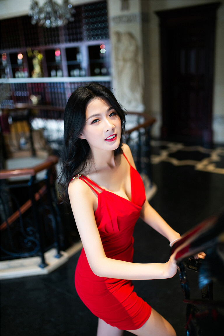 Li Ruo Nan international dating sites over 50