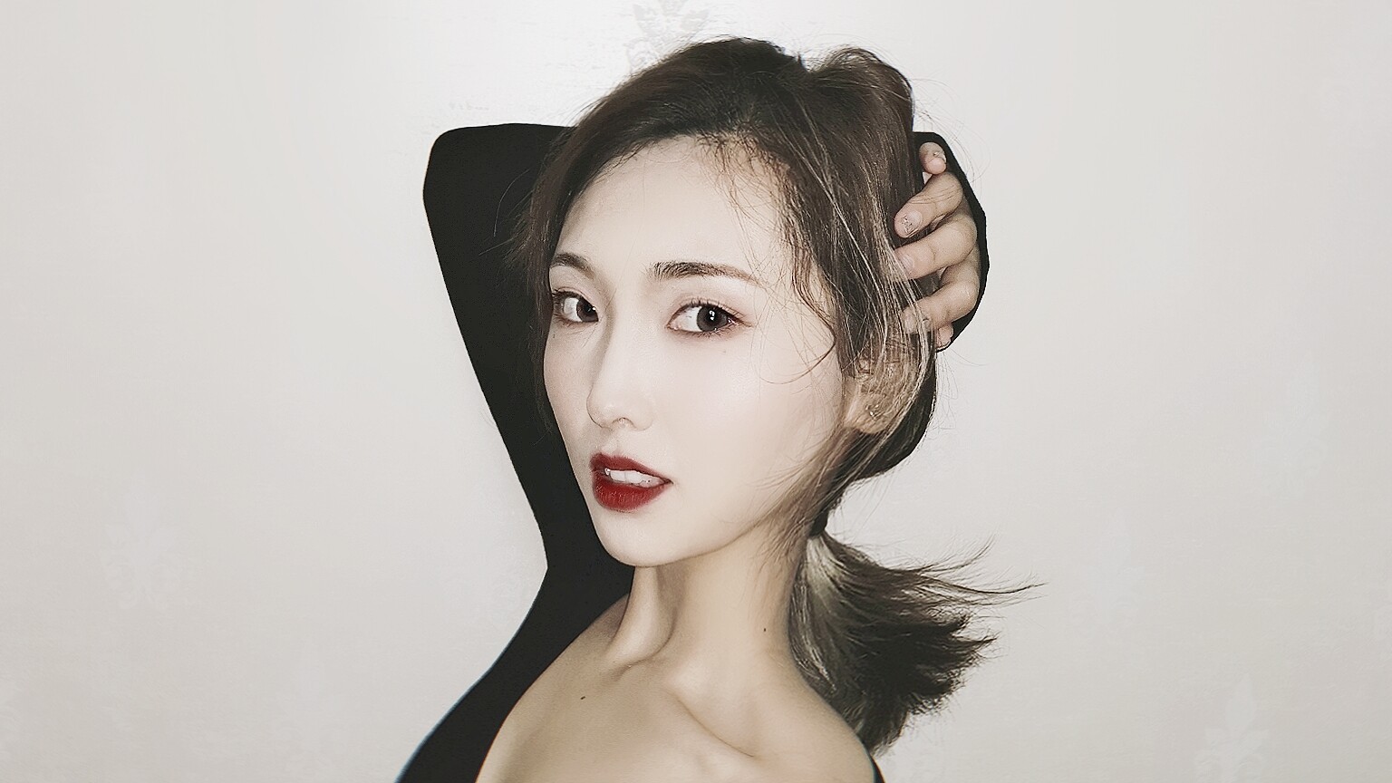 Hu Ying Ying international japanese dating