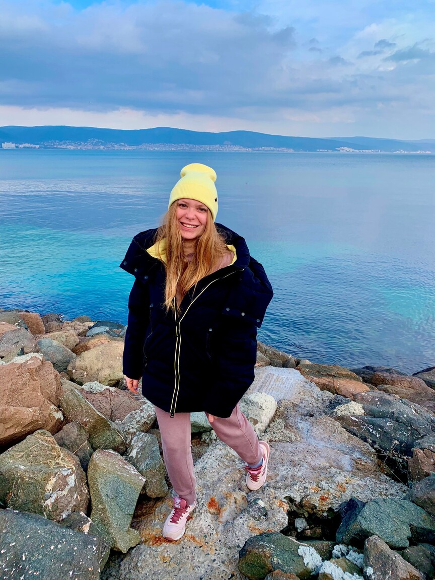 Alena 7 brides dating site