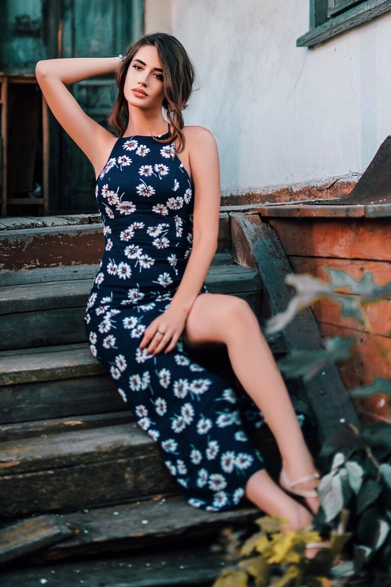 Victoria international dating canada