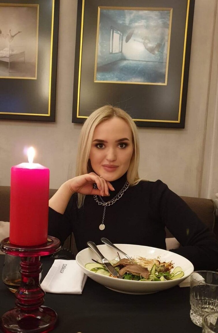 Julia romanian brides dating