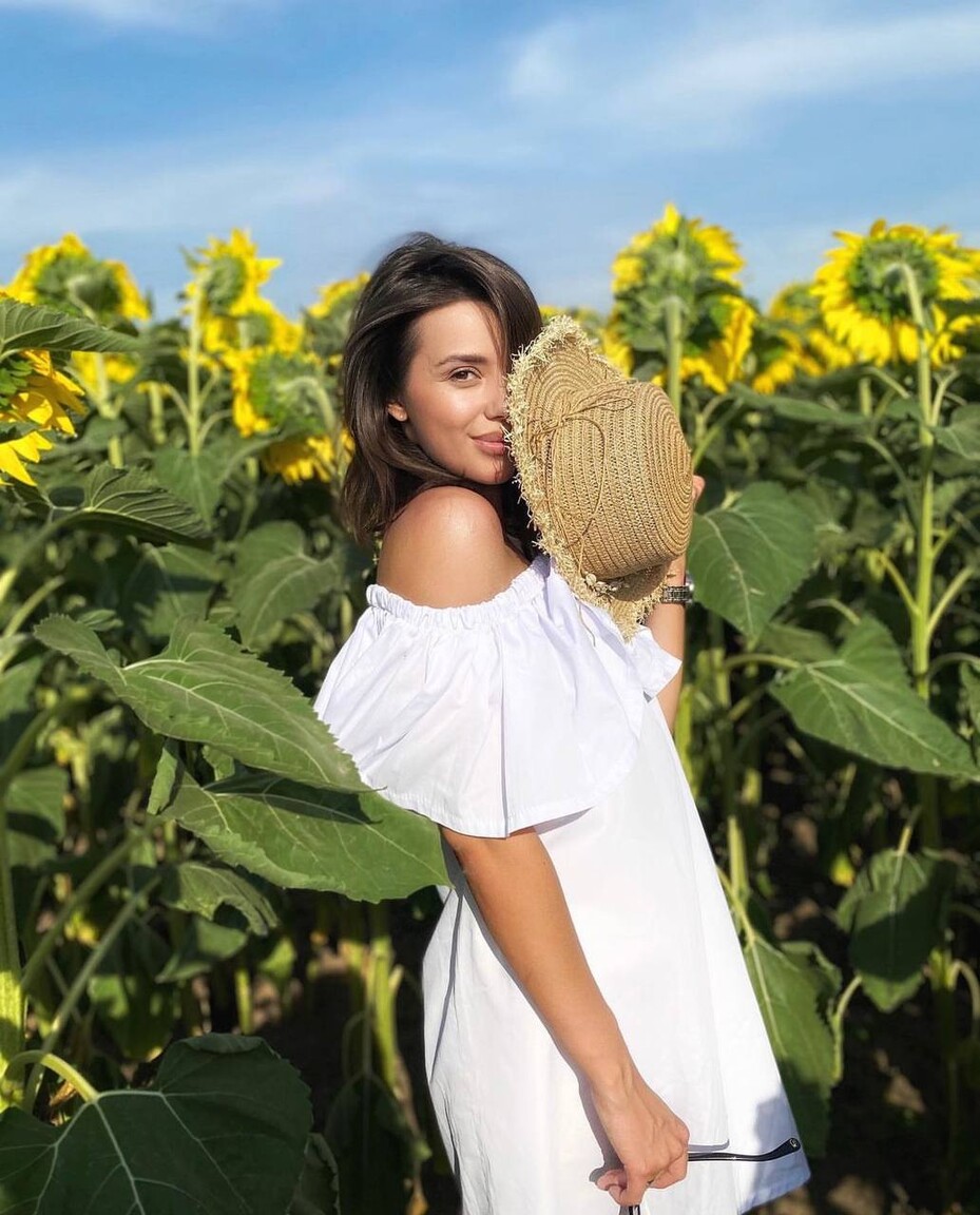 Nastya  dating international online