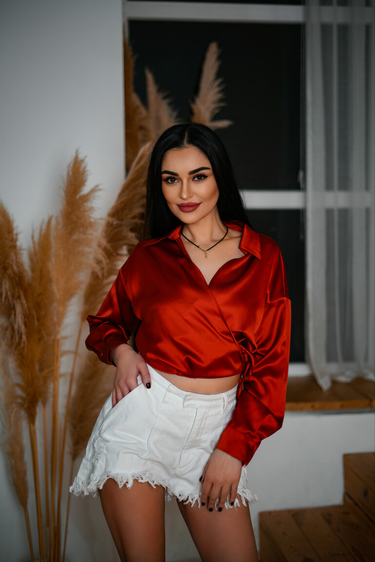 Kamilla brides bay dating