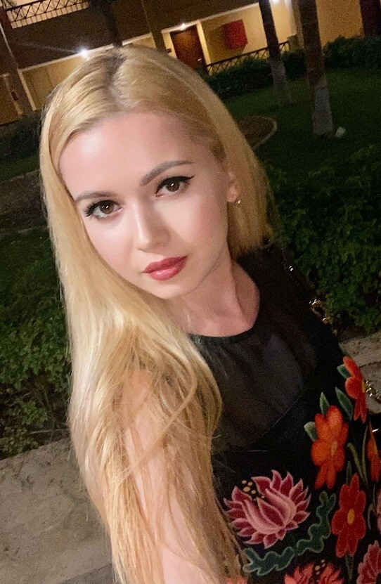 Diana dating a international student